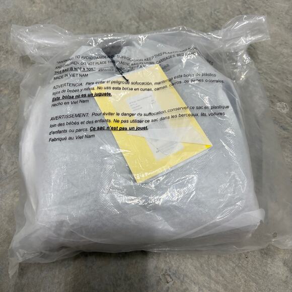 Marc Jacobs Women's The Teddy Small Tote Grey New Sealed Rare - Picture 5 of 12